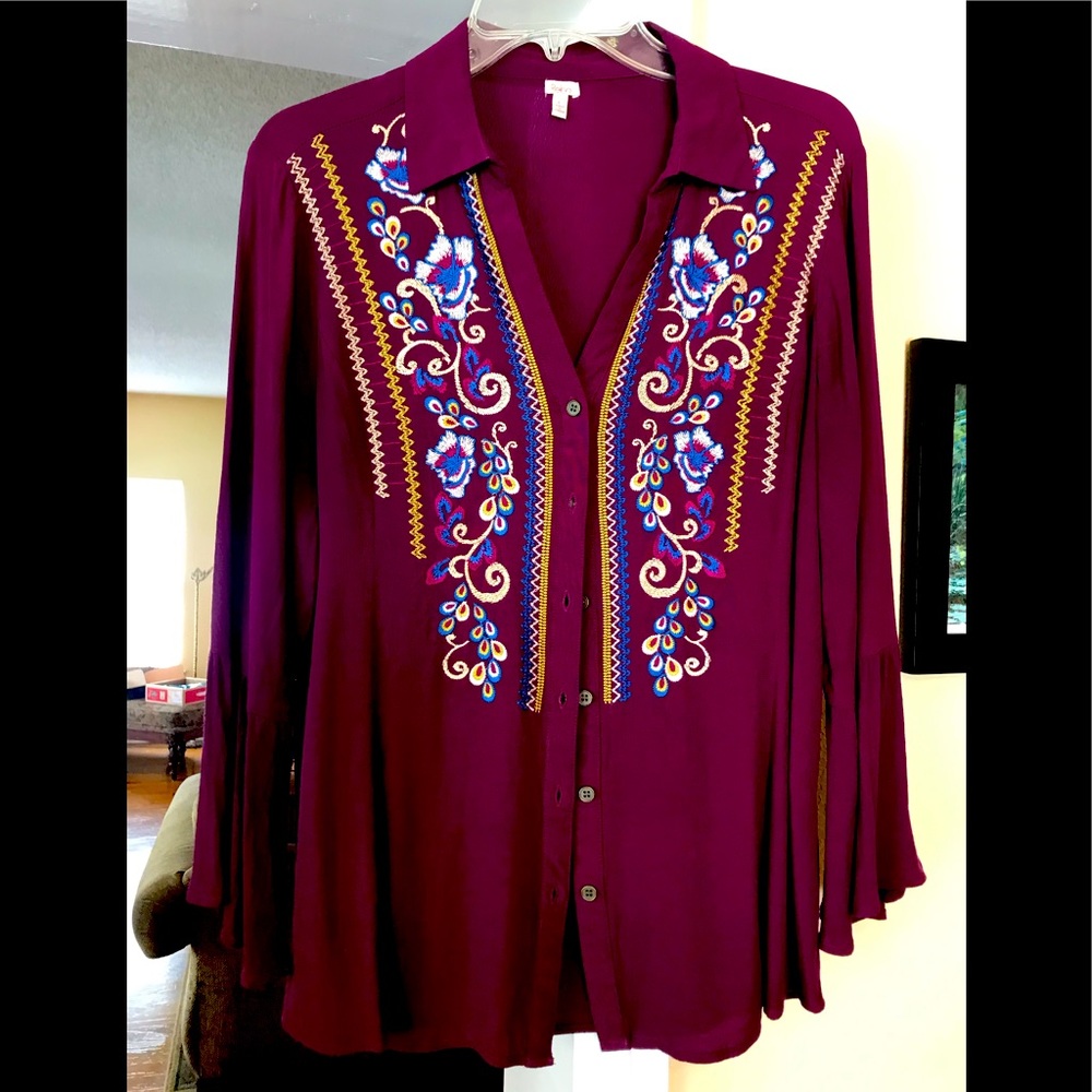 Reba Embroidery Blouse with Bell Sleeves Large